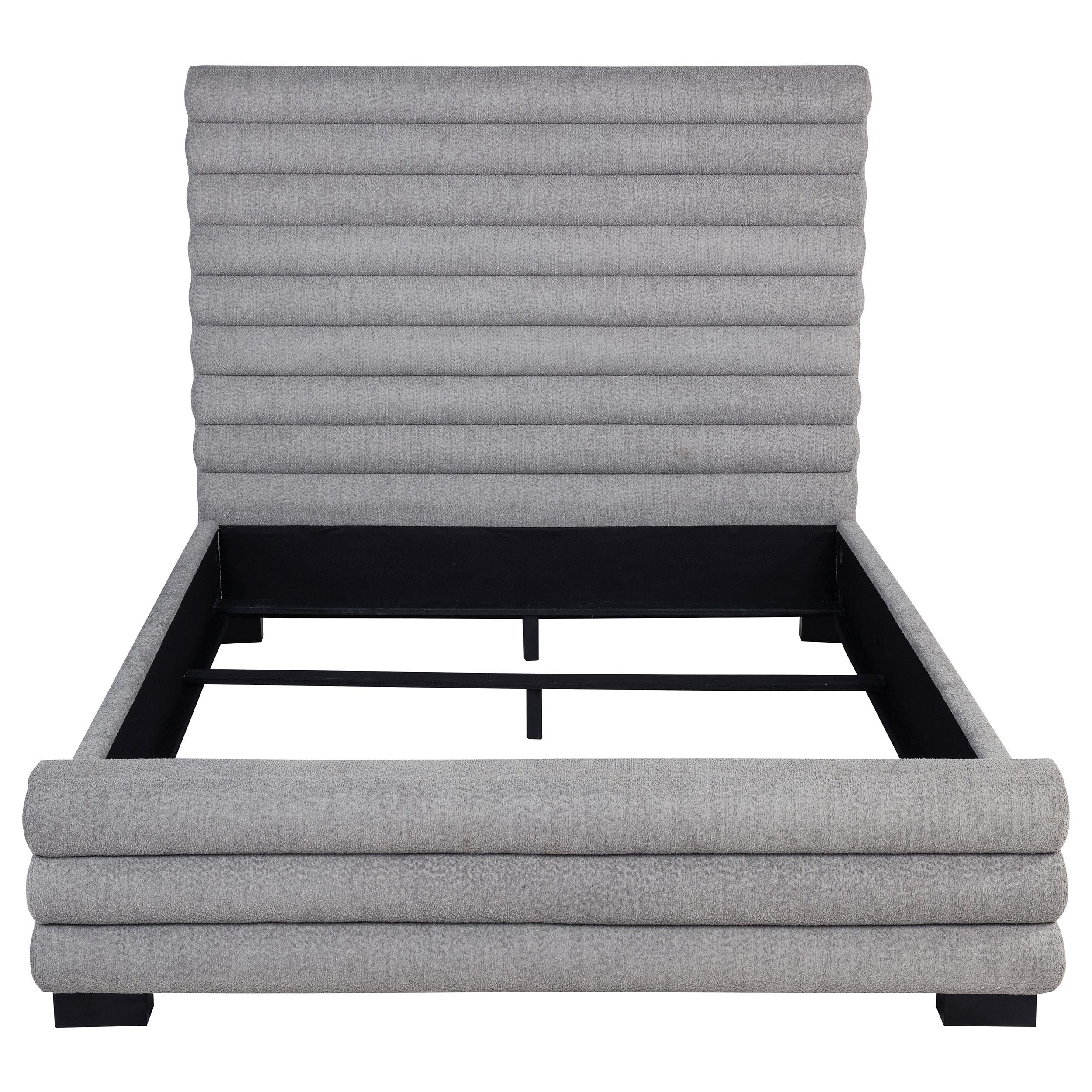  Coaster Furniture Patricia 300719Q 58-inch Boucle Upholstered Queen Bed - Grey IMAGE 4
