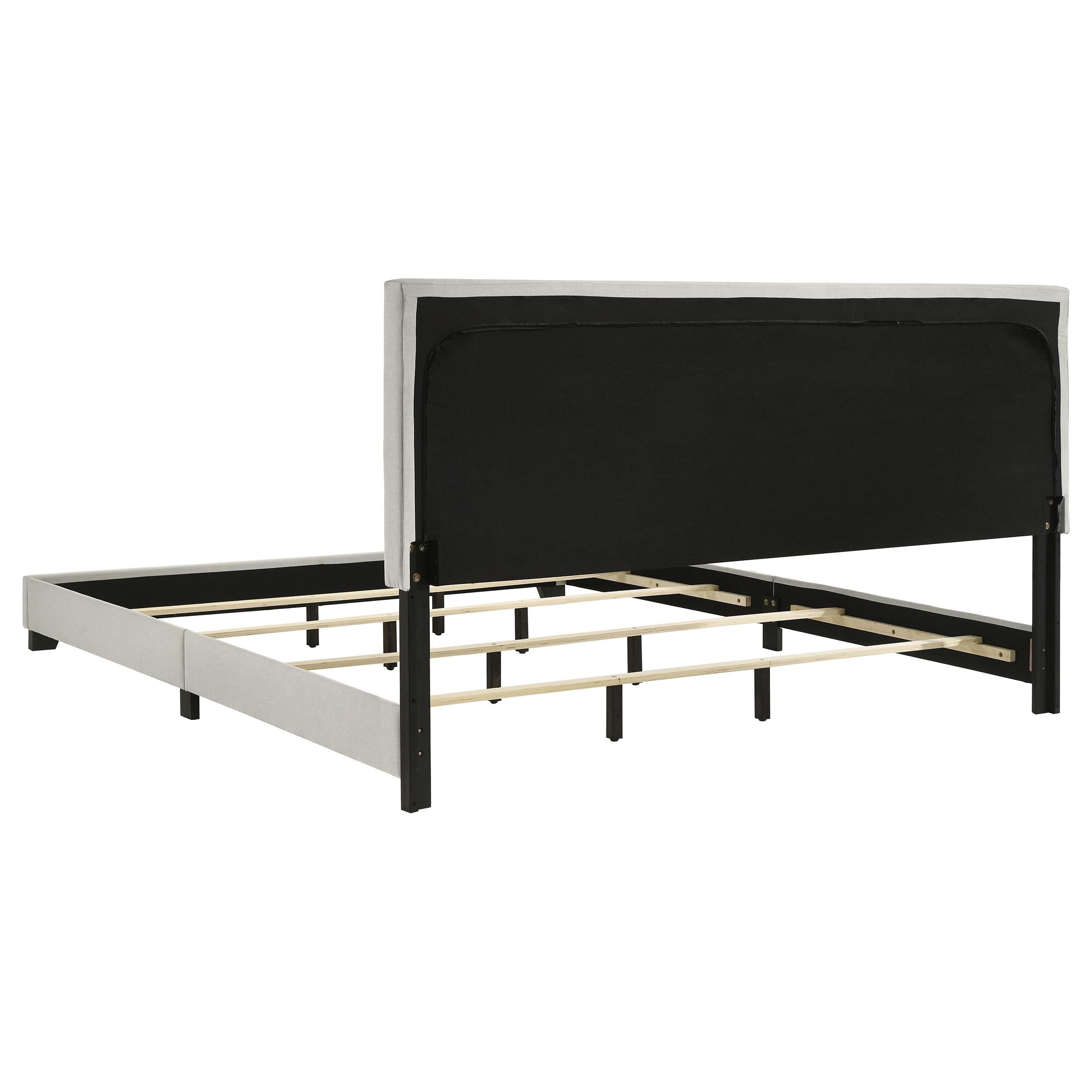  Coaster Furniture Dorian 300852KW Fabric Upholstered California King Panel Bed - Cream IMAGE 2