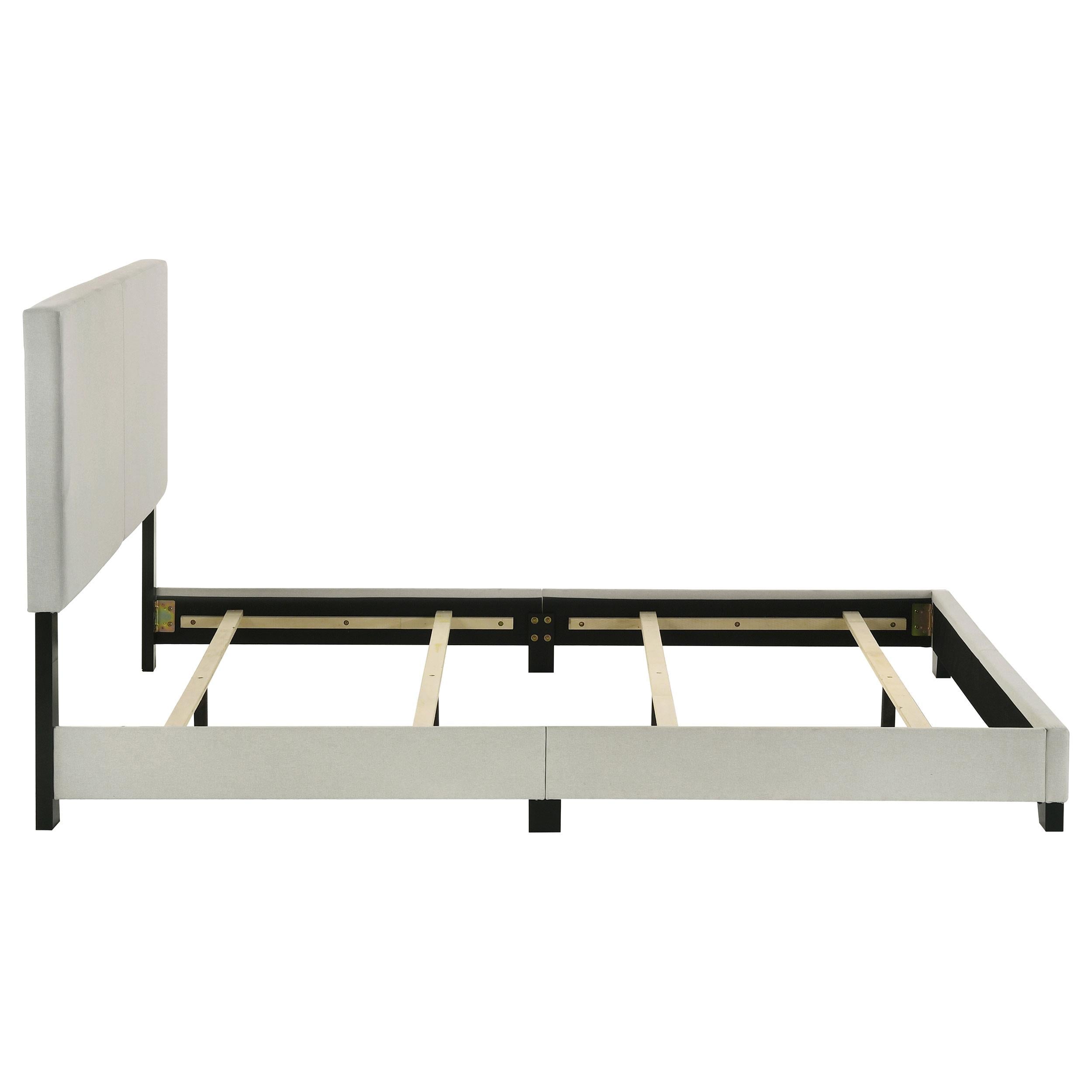  Coaster Furniture Dorian 300852Q Fabric Upholstered Queen Panel Bed - Cream IMAGE 4