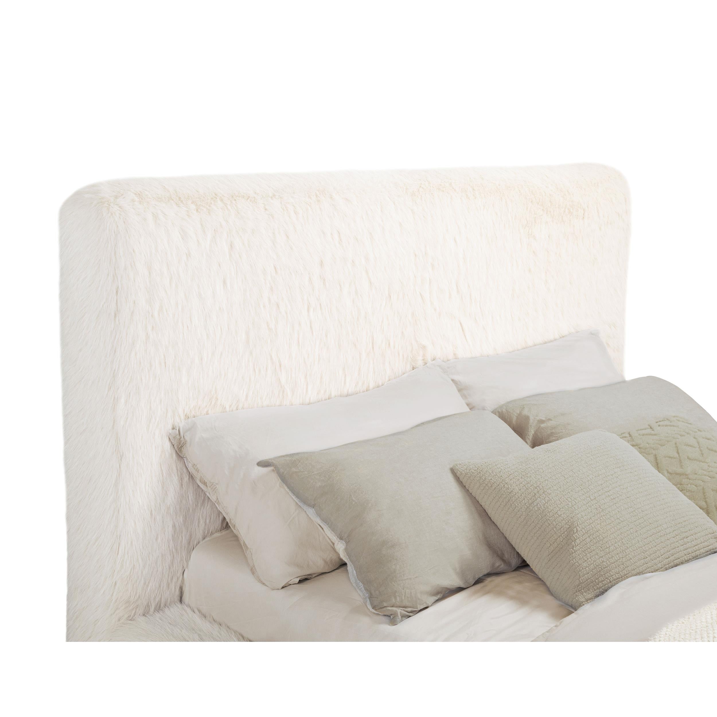  Coaster Furniture Rebecca 306141Q Faux Fur Upholstered Queen Bed - Cream IMAGE 4