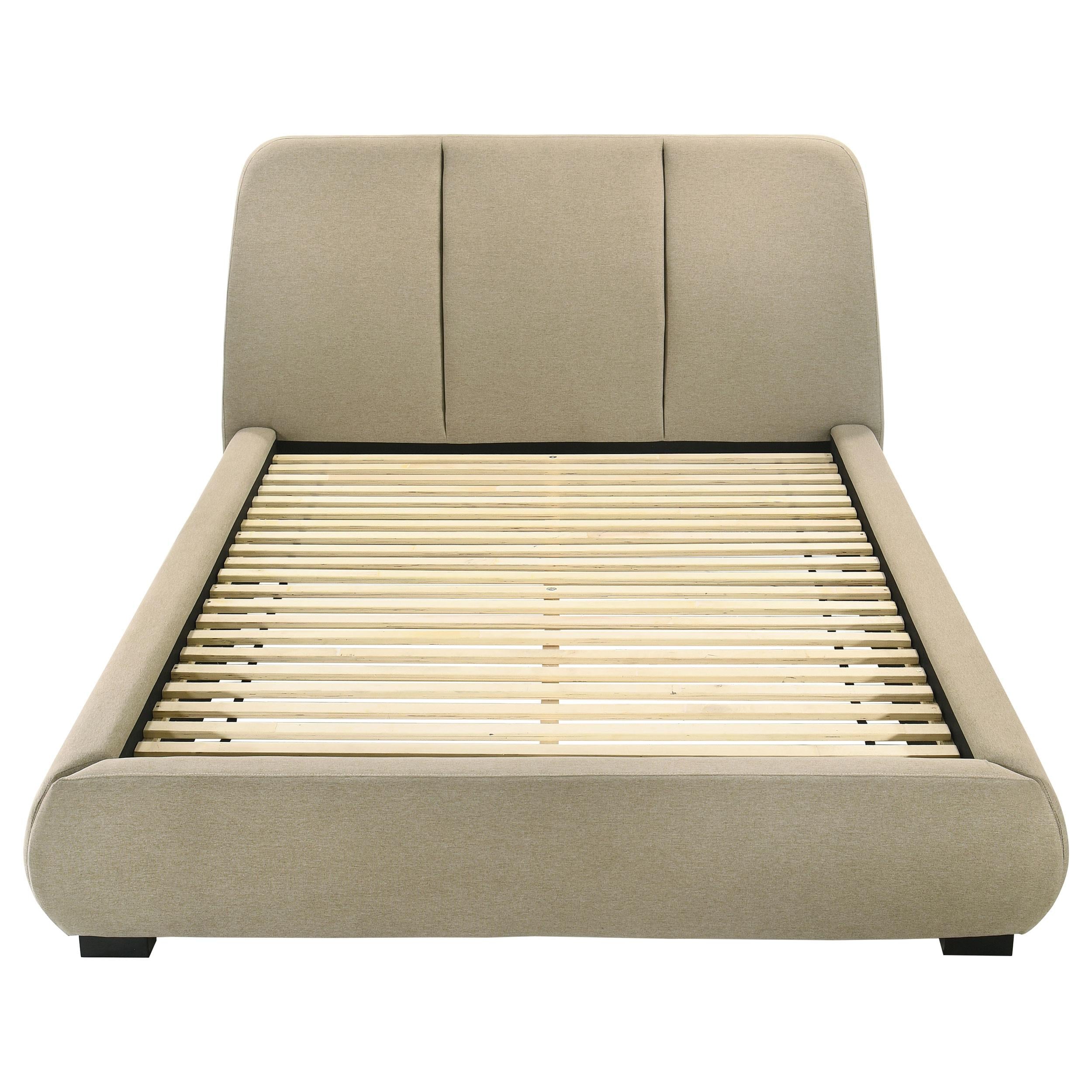  Coaster Furniture Mokena 310091Q 46-inch Upholstered Queen Platform Bed - Brown IMAGE 5