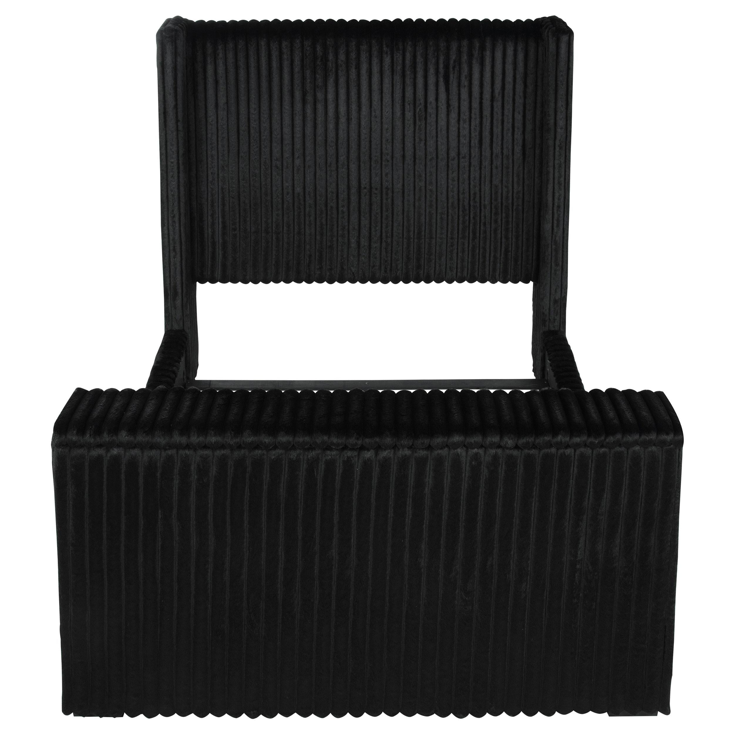 Coaster Furniture Centergrove 315945Q Upholstered Queen Wingback TV Bed - Black IMAGE 5