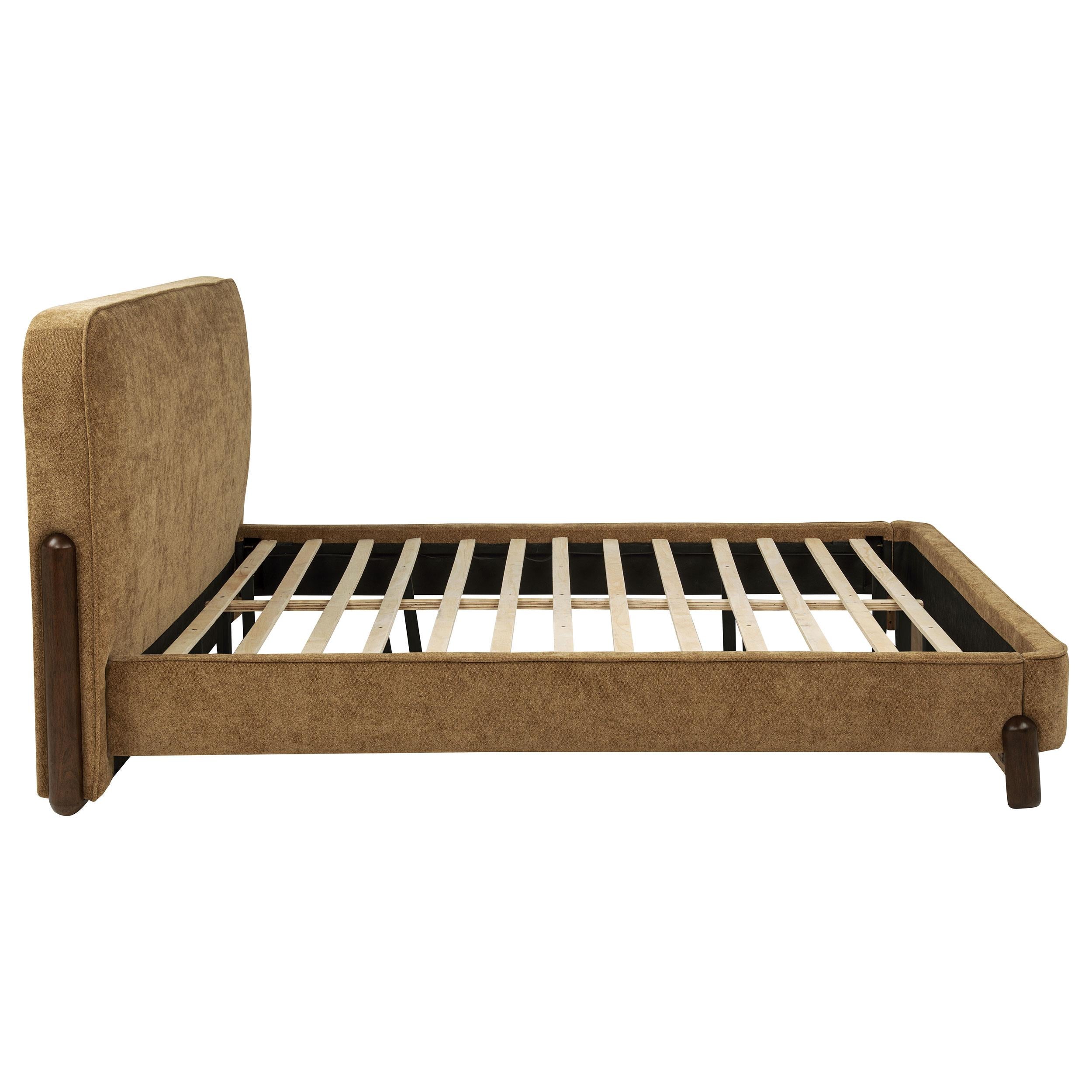  Coaster Furniture Baldacci 315954KW Upholstered California King Platform Bed - Curry/Walnut IMAGE 10