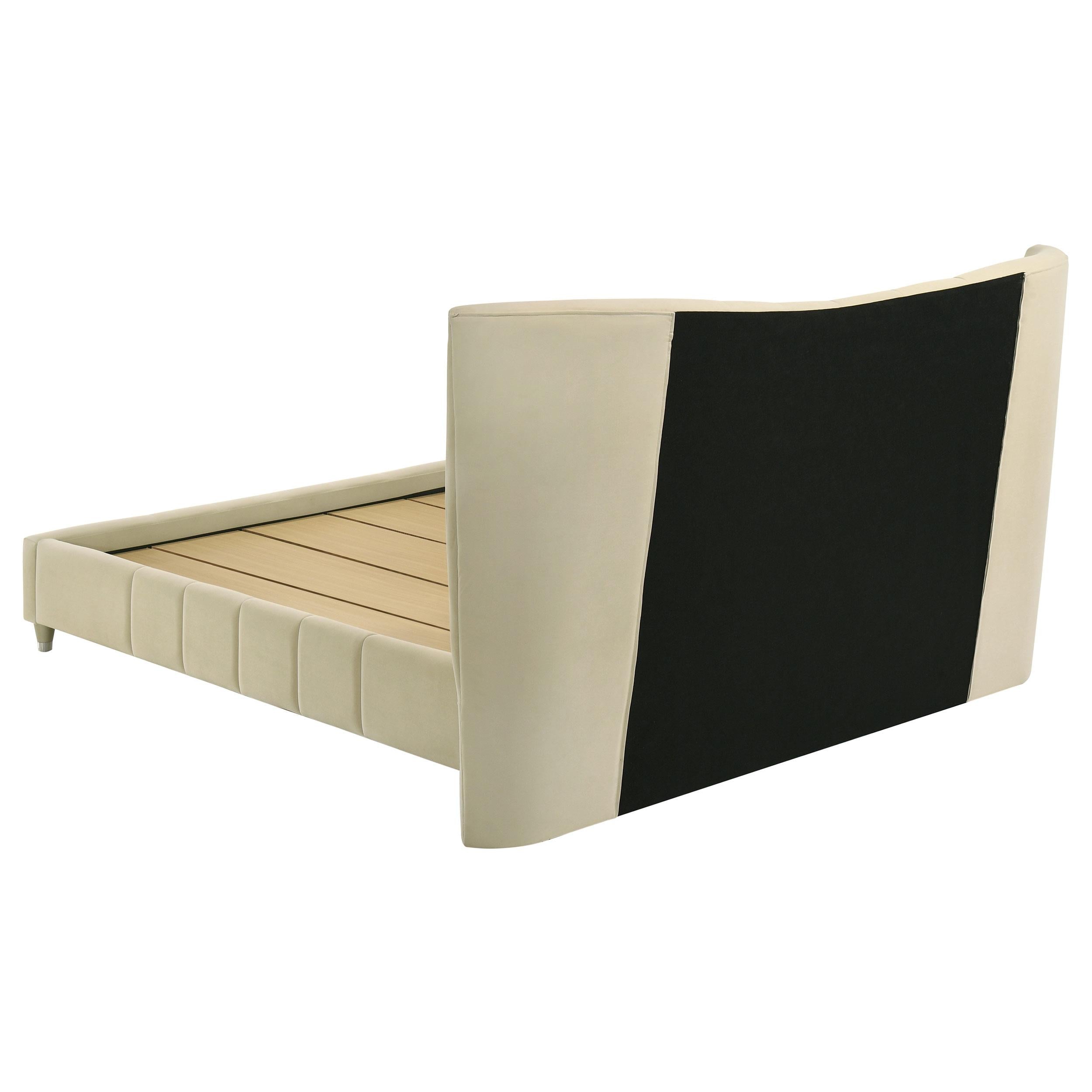  Coaster Furniture Evelyn 315956Q Upholstered Queen Panel Platform Bed - Ivory IMAGE 6