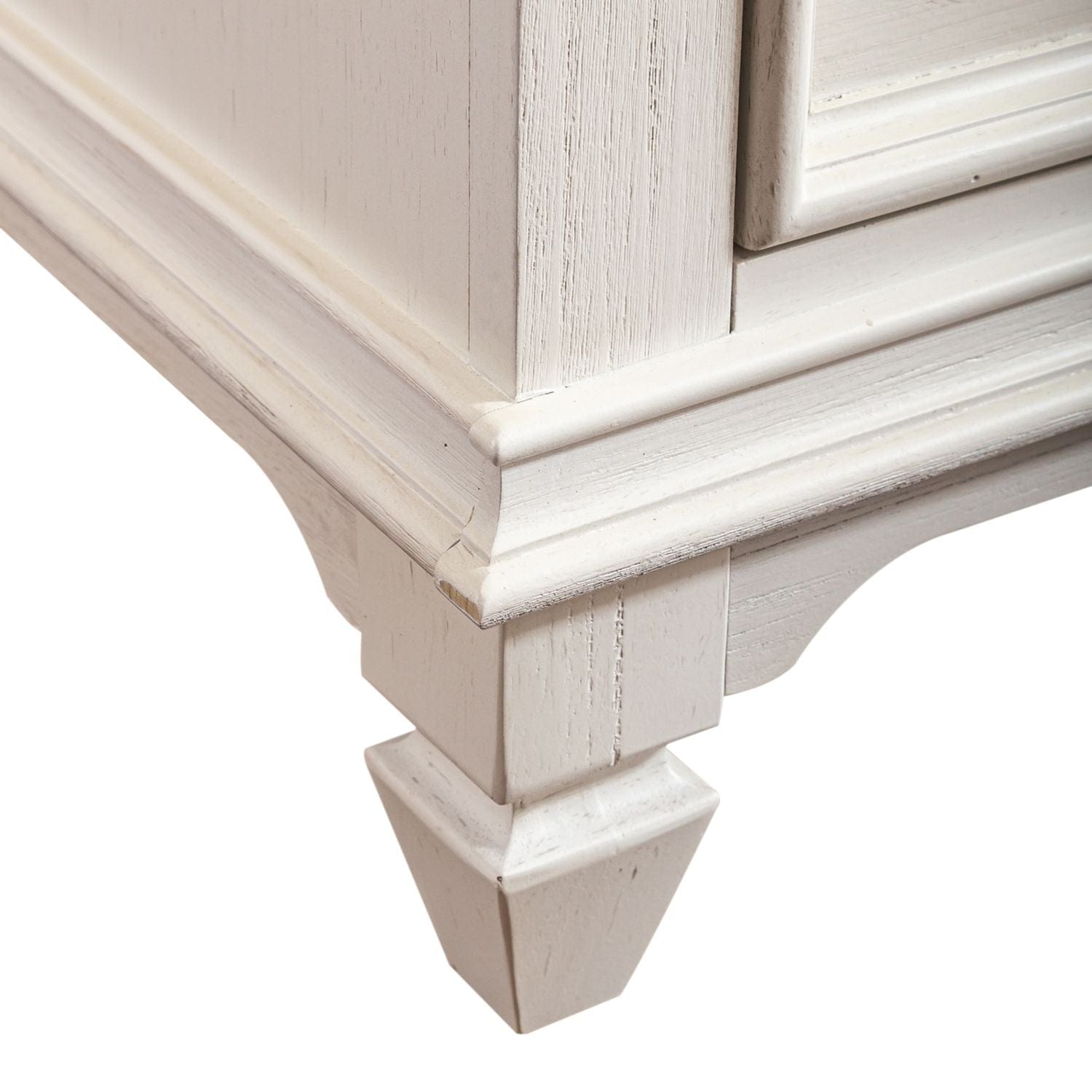 Allyson Park Chesser-Dresser-Liberty Furniture-New Braunfels Mattress Company