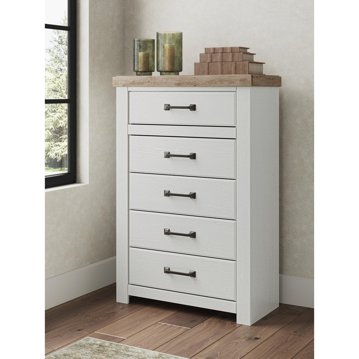 Benchcraft Savonport 5-Drawer Chest B4615-46