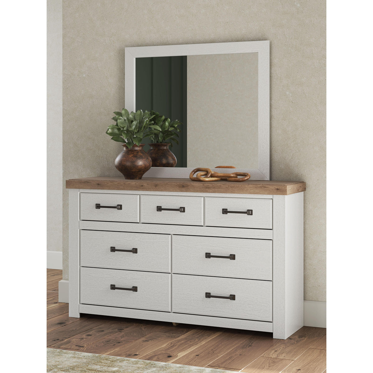 Benchcraft Savonport 7-Drawer Dresser with Mirror B4615-31/B4615-36