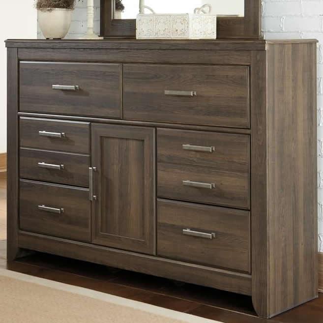 Signature Design by Ashley Juararo B251B35 6 pc King Poster Bedroom Set